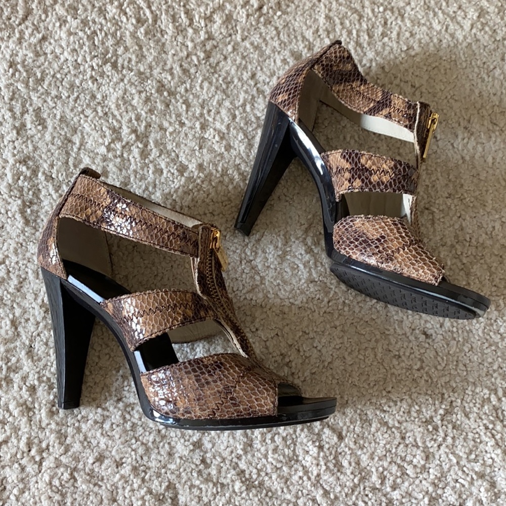 MK Sandals